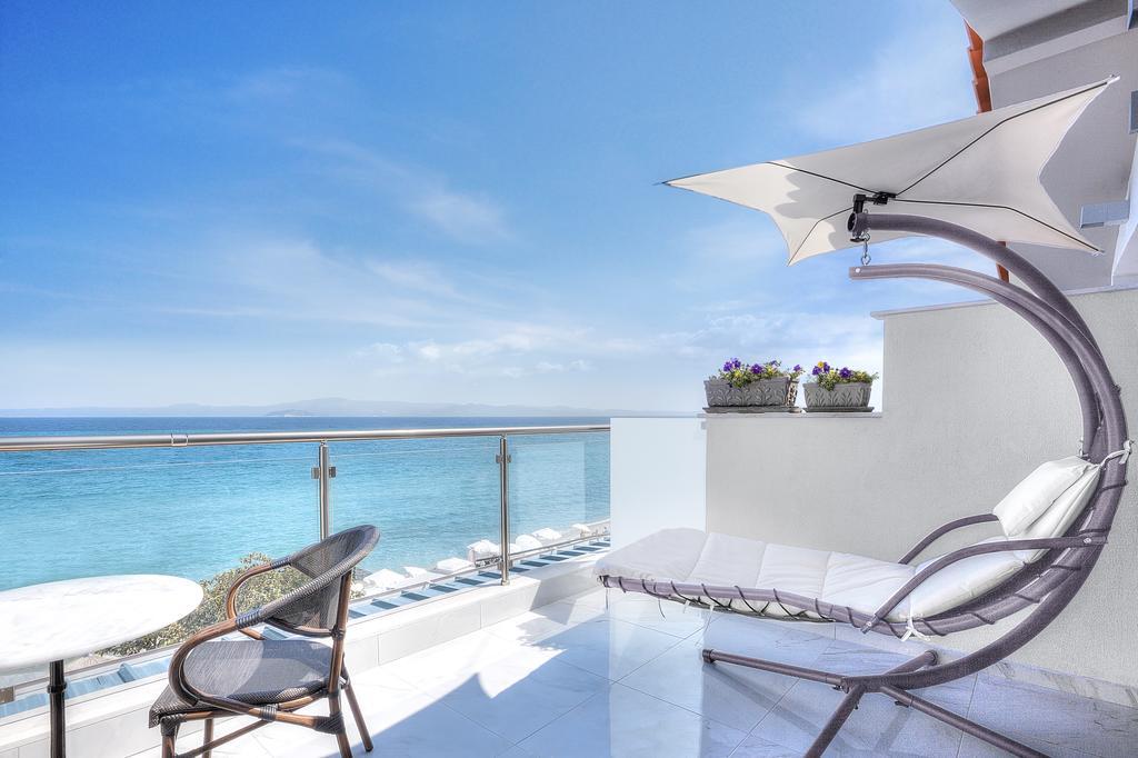 Art Boutique Suites Pefkochori Ngoại thất bức ảnh