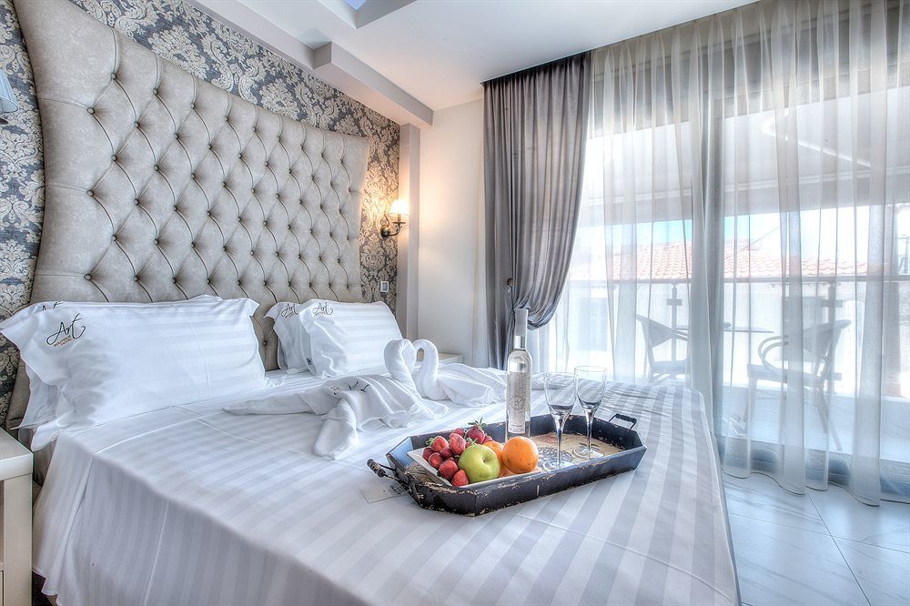 Art Boutique Suites Pefkochori Ngoại thất bức ảnh